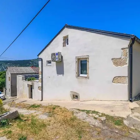 In 51206 Grižane