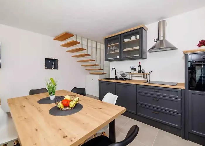 Vakantiehuis In 51206